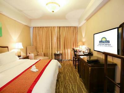 Days Frontier Pudong New International Exhibition Centre 4*